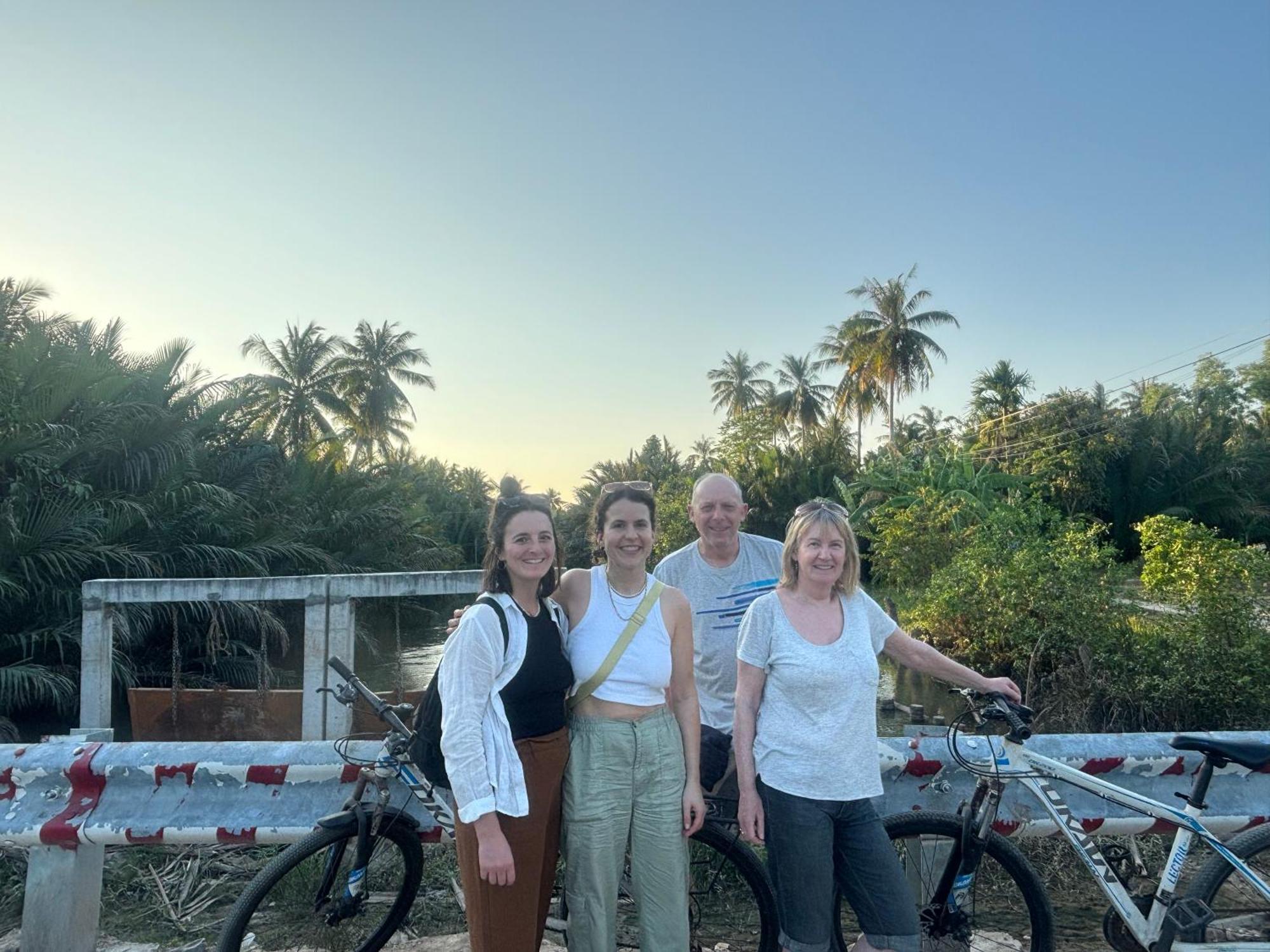 Homestay Bentre Coco Lodge Ben Tre Exteriör bild