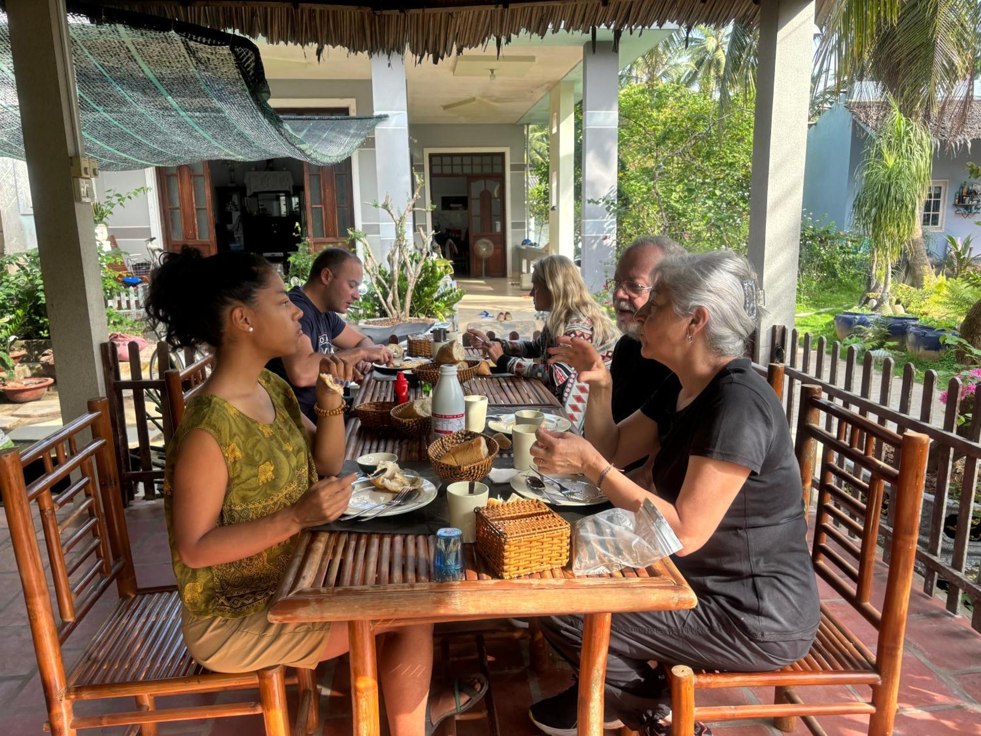 Homestay Bentre Coco Lodge Ben Tre Exteriör bild