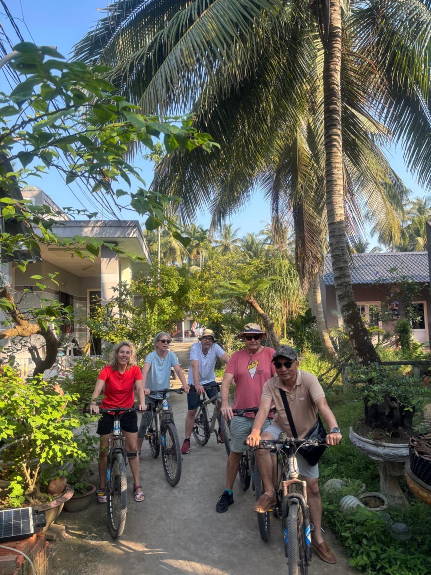 Homestay Bentre Coco Lodge Ben Tre Exteriör bild