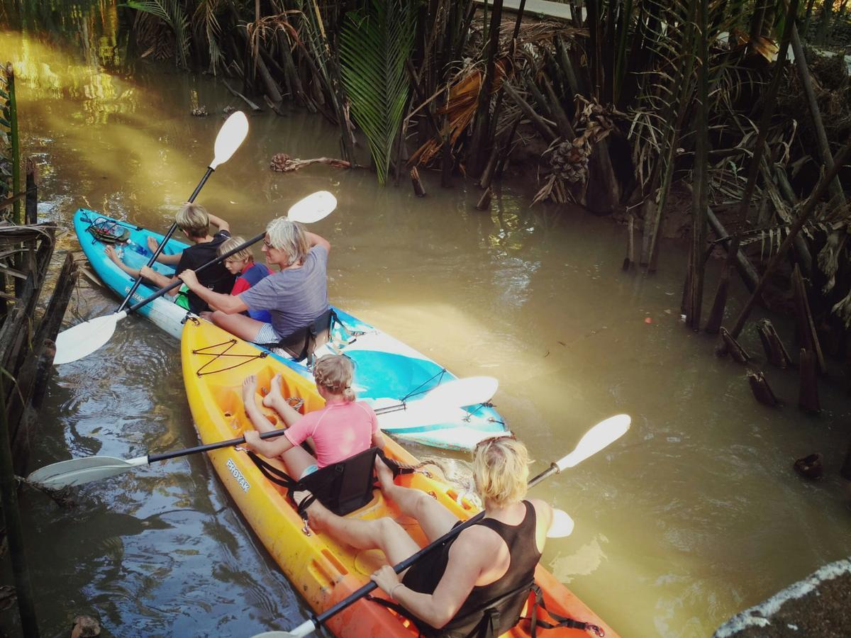 Homestay Bentre Coco Lodge Ben Tre Exteriör bild